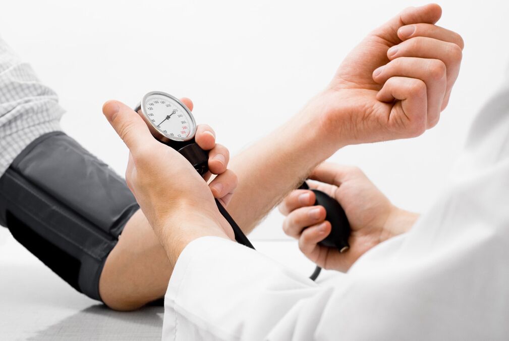 Ja osteohondrozi neārstē, parādīsies problēmas ar asinsspiedienu